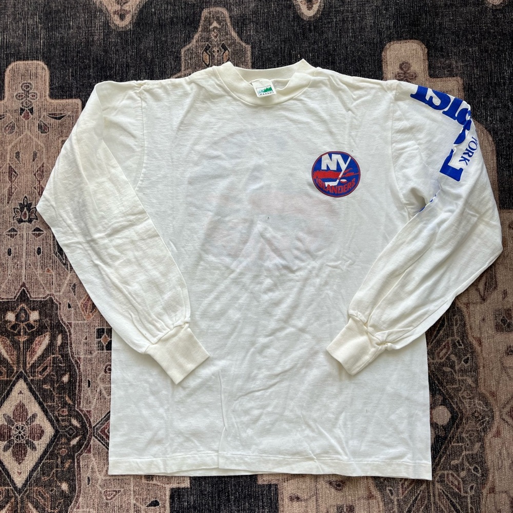Vintage Long Sleeve New York islanders waves Shirt